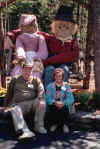 Don&Mary at Dollywood.JPG (242022 bytes)